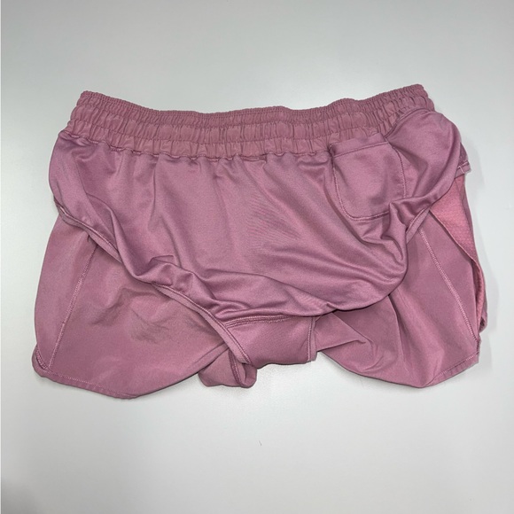 Lululemon 🍋 Hotty Hot Short II *2.5" Inseam Size 10 - Picture 9 of 9